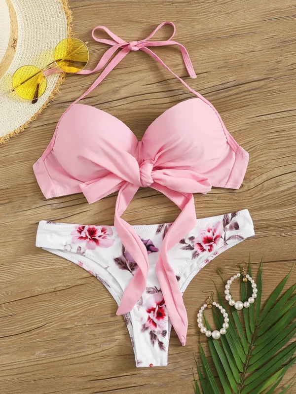 Vestido de baño con estampado floral